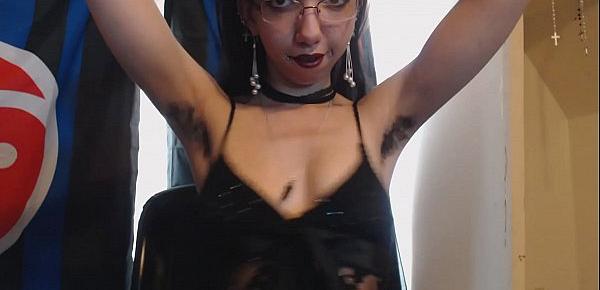  Hairy Armpit Goth Bounces Huge Nipples, Tits Go in Circles